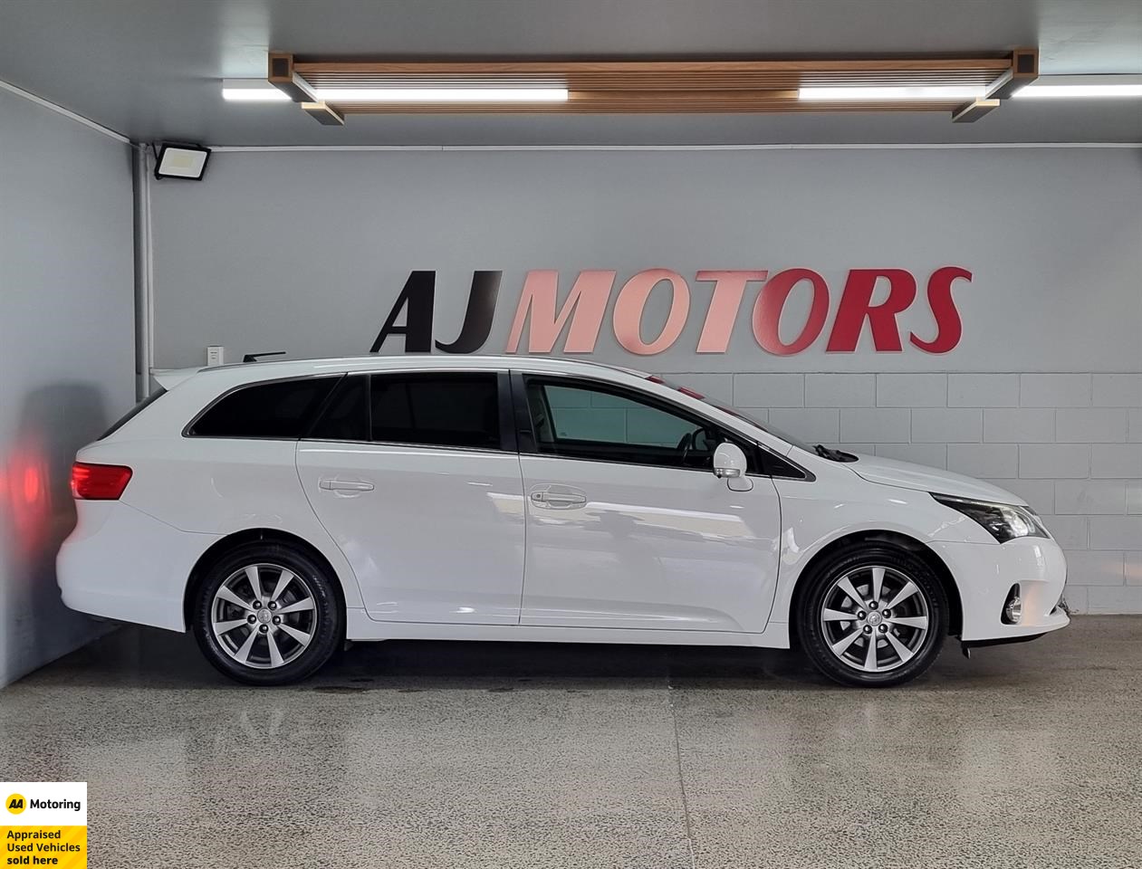 2012 Toyota Avensis