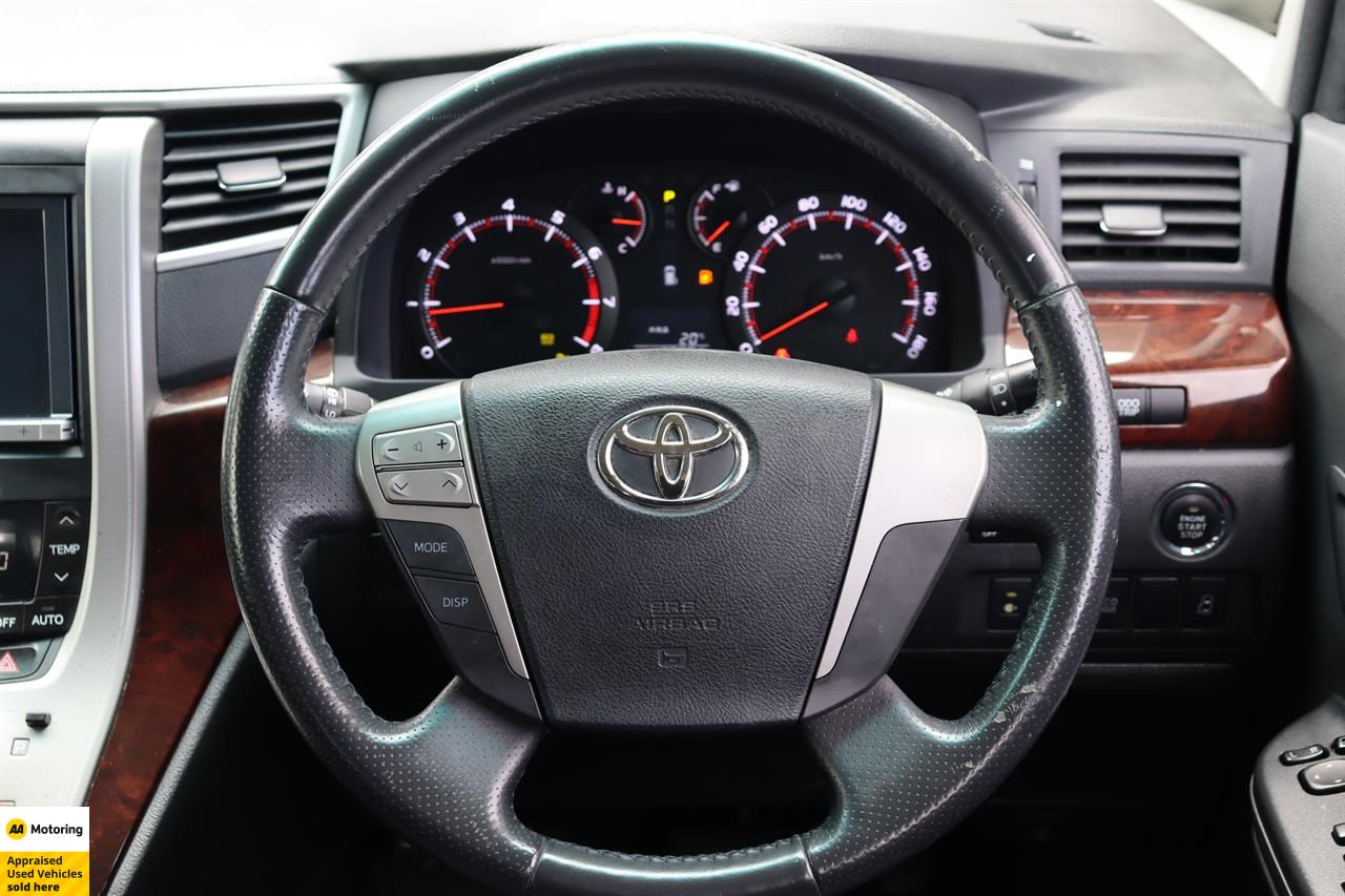 2013 Toyota Vellfire