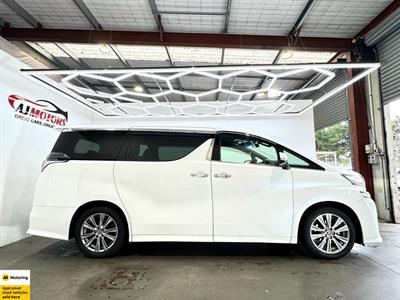 2016 Toyota Vellfire - Thumbnail