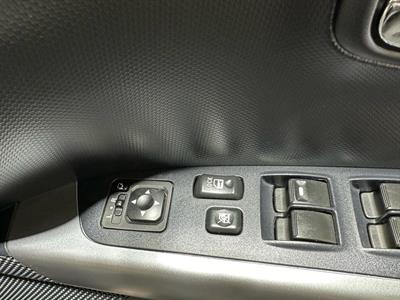 2011 Mitsubishi Outlander - Thumbnail