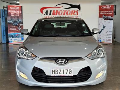 2013 Hyundai Veloster - Thumbnail