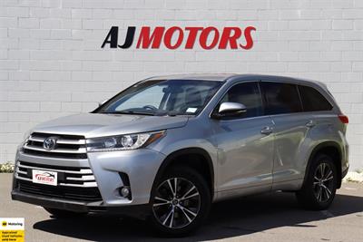 2017 Toyota Highlander - Thumbnail