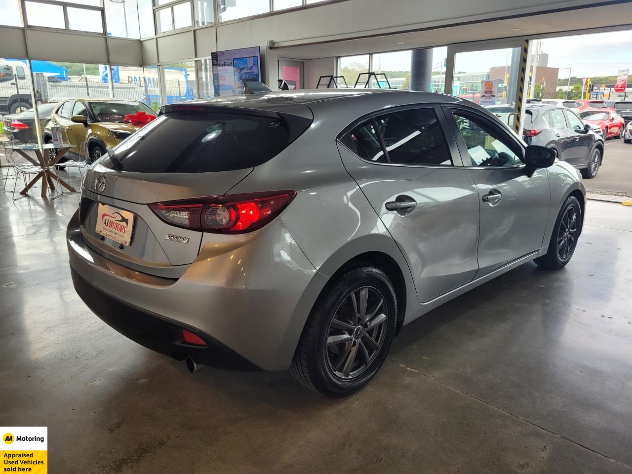 2014 Mazda Axela