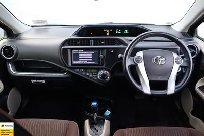 2013 Toyota Aqua - Thumbnail