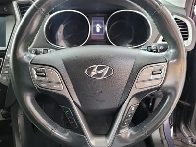 2016 Hyundai Santa Fe - Thumbnail