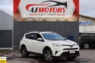 2018 Toyota RAV4 - Thumbnail