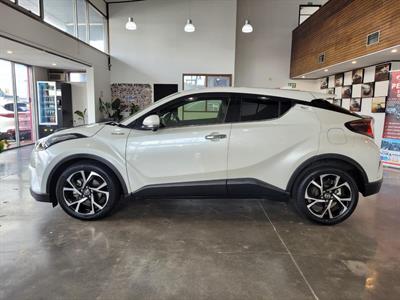 2018 Toyota C-HR - Thumbnail