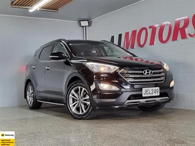 2015 Hyundai Santa Fe - Thumbnail