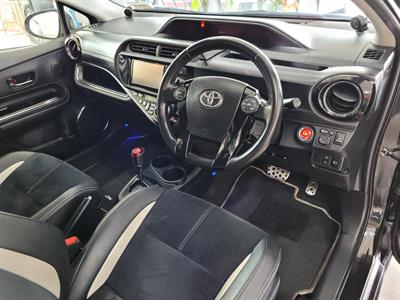 2016 Toyota Aqua - Thumbnail