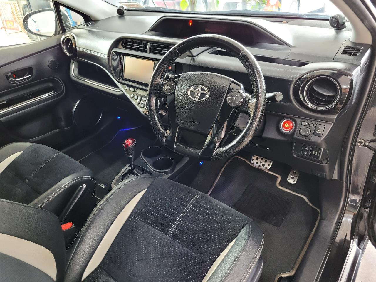 2016 Toyota Aqua