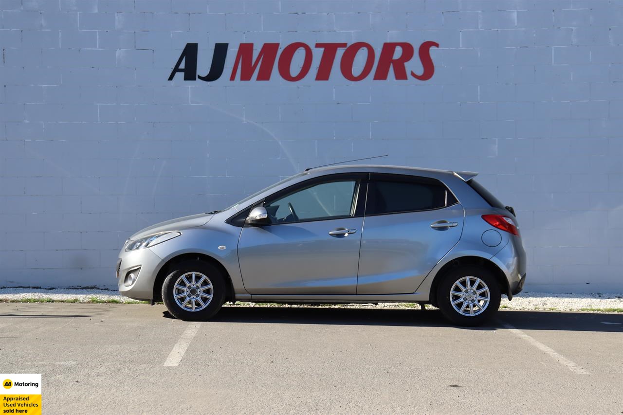 2013 Mazda Demio