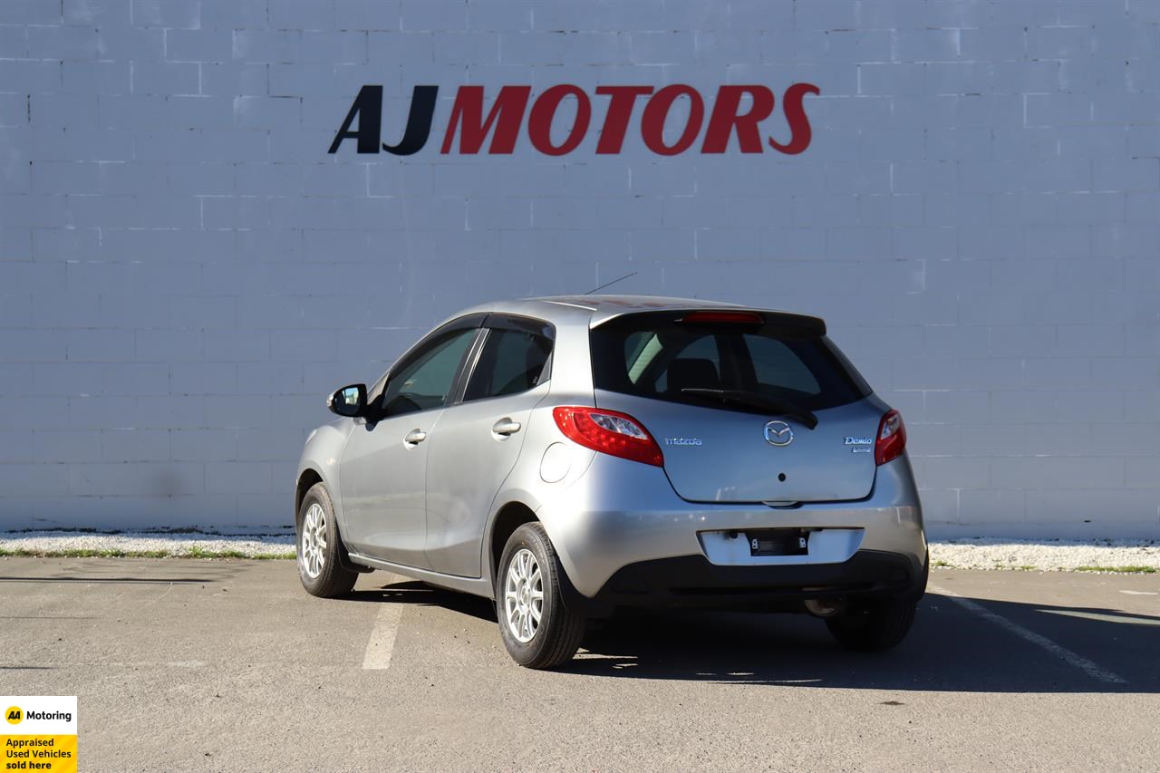 2013 Mazda Demio