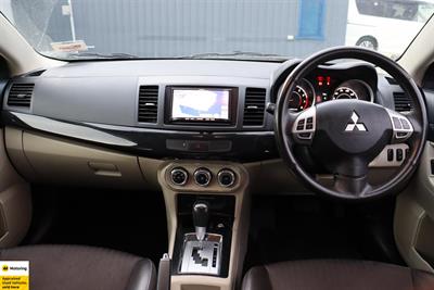 2013 Mitsubishi Galant  - Thumbnail