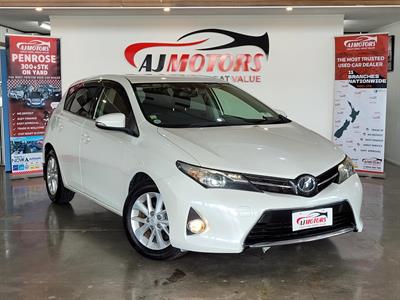 2012 Toyota Auris - Thumbnail