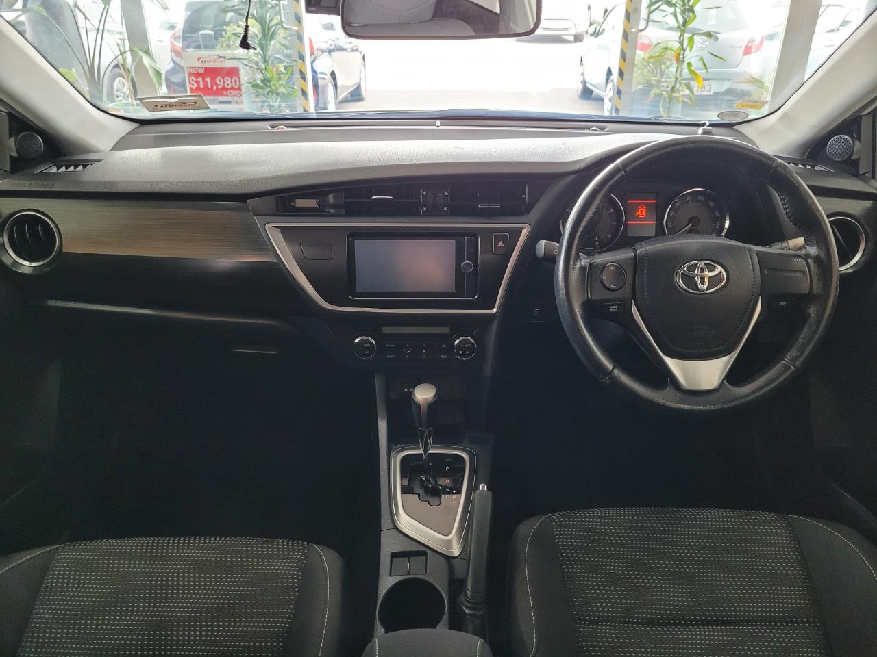 2012 Toyota Auris