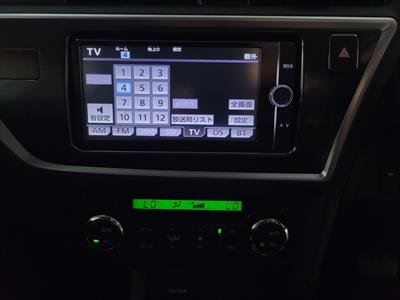 2012 Toyota Auris - Thumbnail