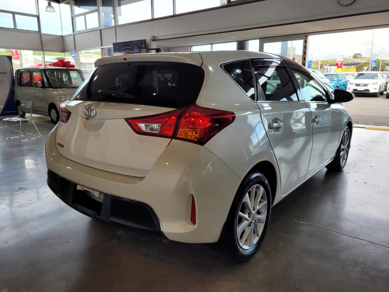 2012 Toyota Auris