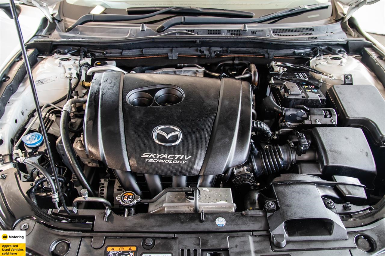 2015 Mazda Axela