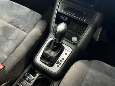 2016 Volkswagen Tiguan - Thumbnail
