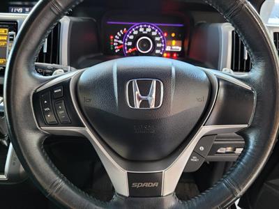 2012 Honda STEPWAGON - Thumbnail