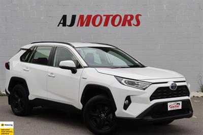 2019 Toyota RAV4 - Thumbnail