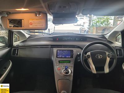 2012 Toyota Prius - Thumbnail