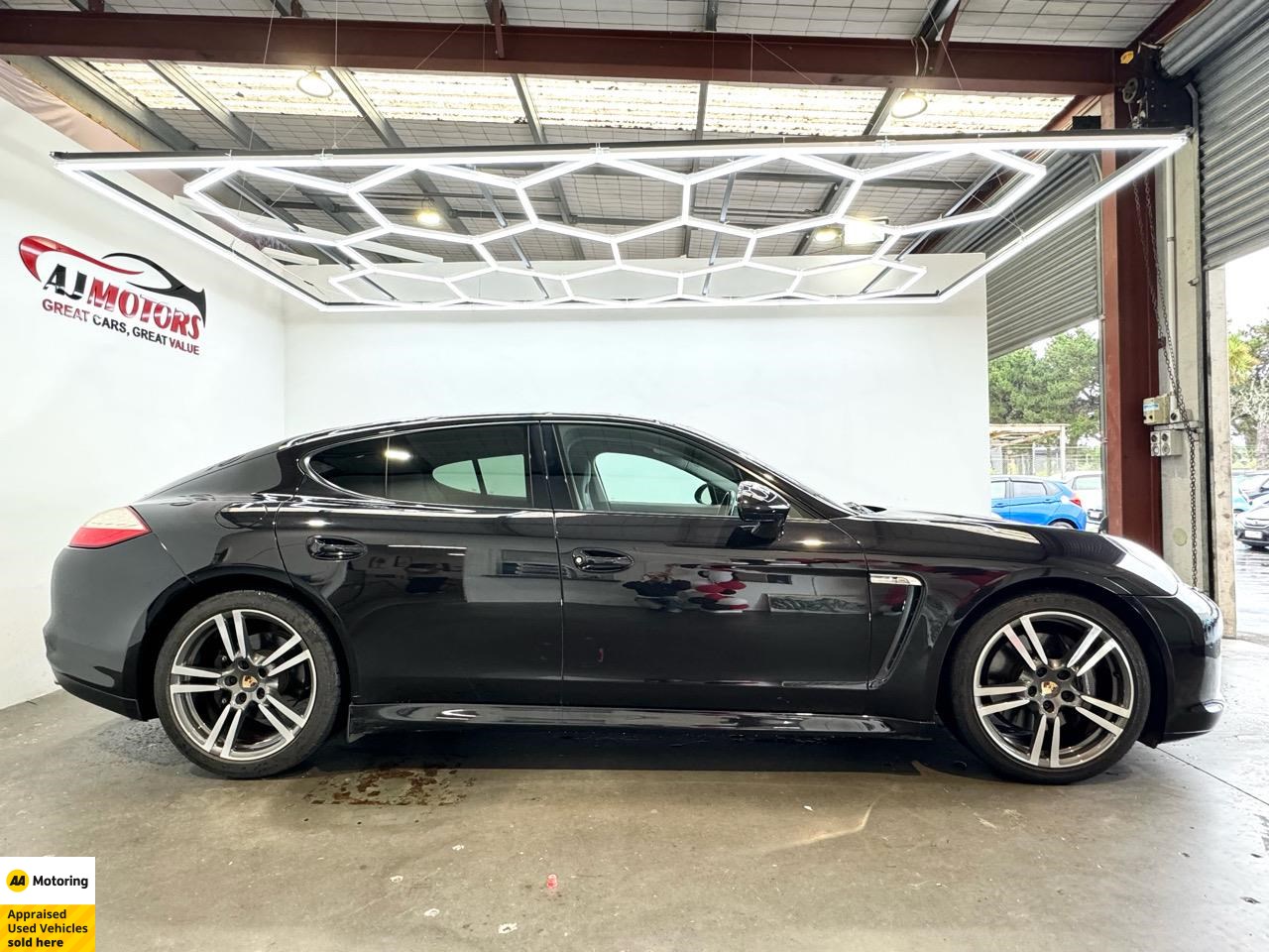 2013 Porsche PANAMERA