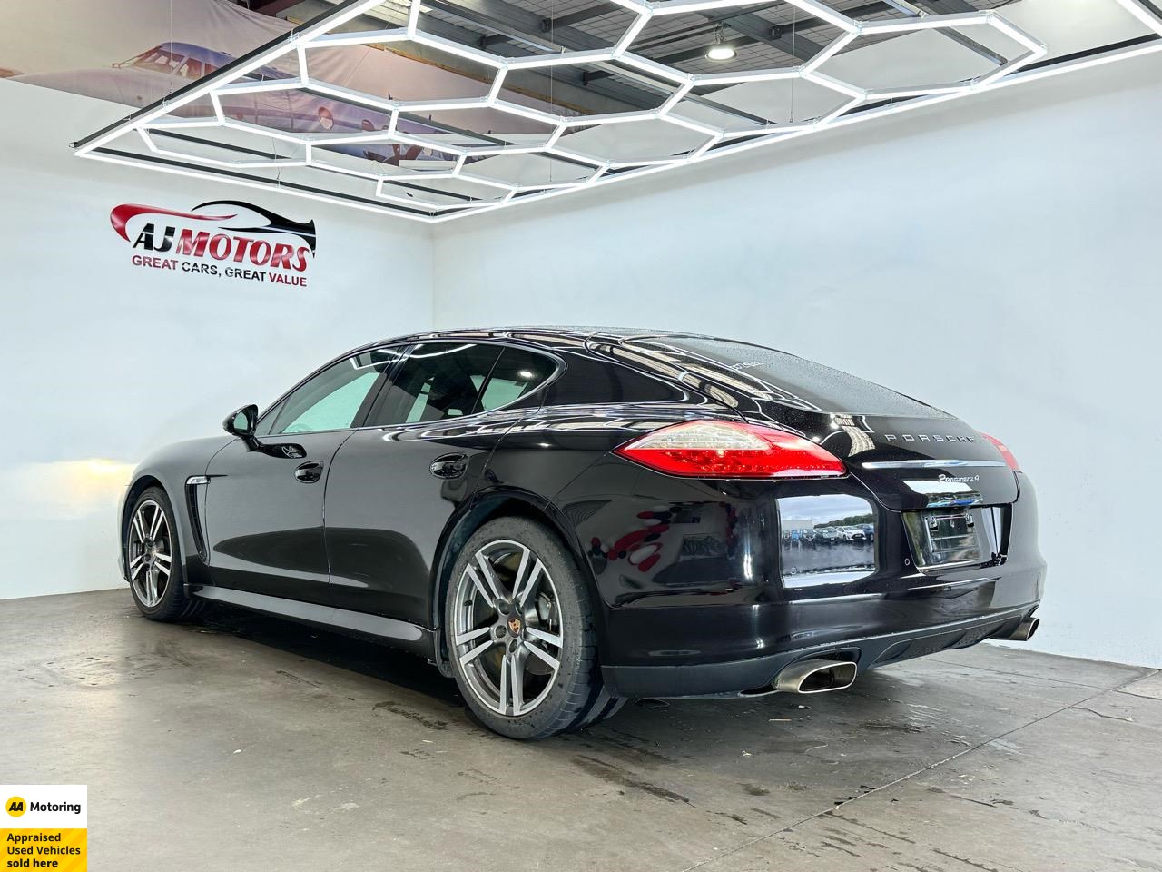 2013 Porsche PANAMERA