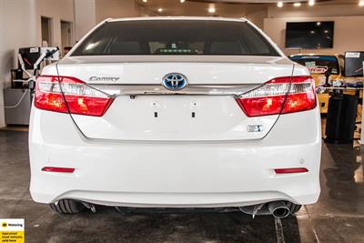 2013 Toyota Camry - Thumbnail