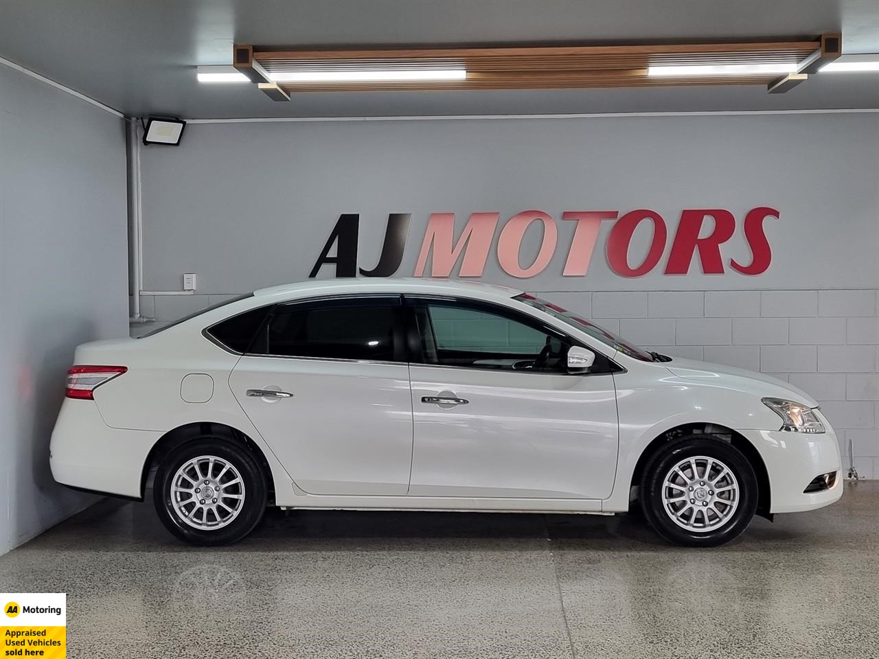 2013 Nissan Bluebird