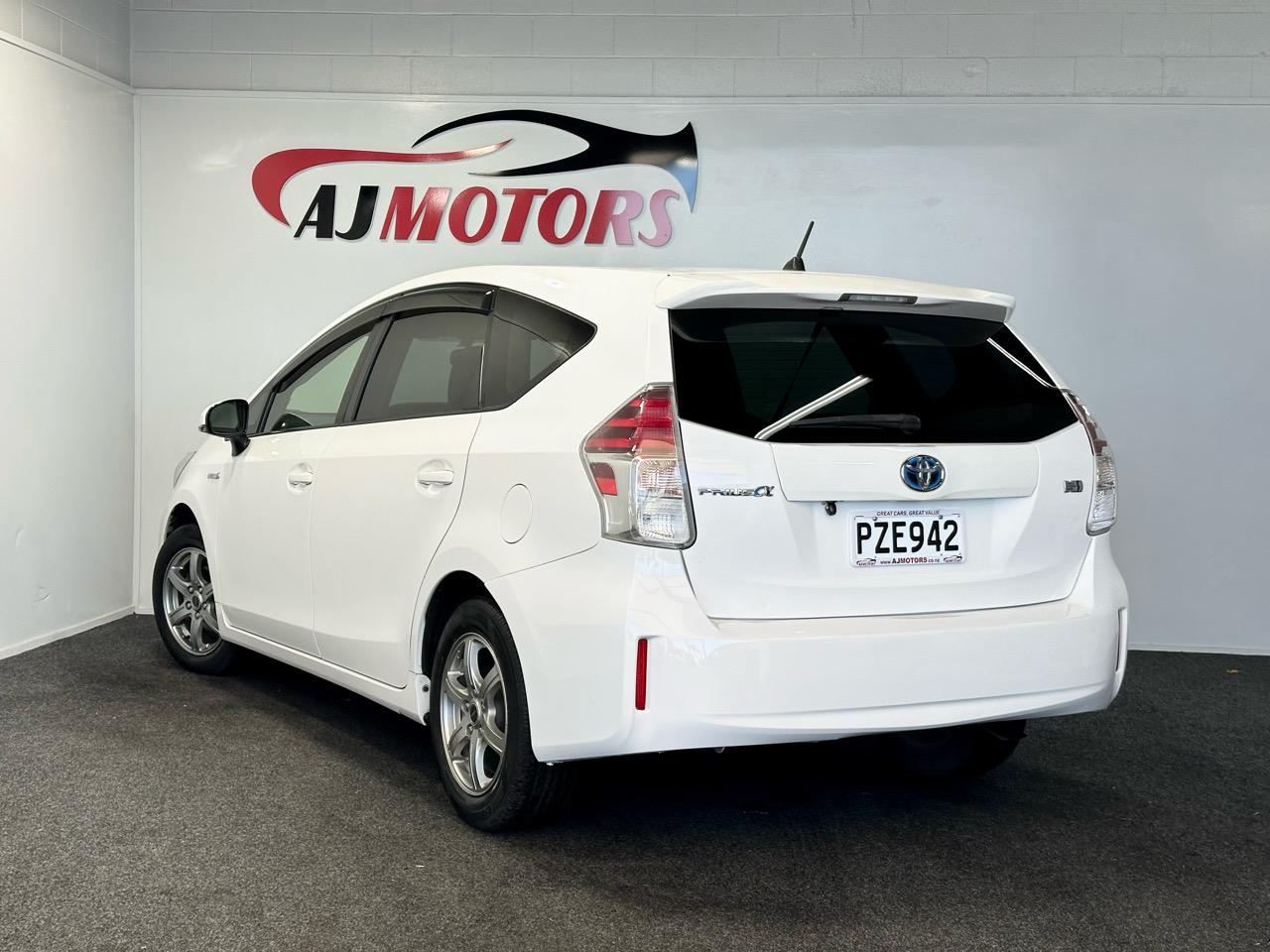 2015 Toyota Prius Alpha