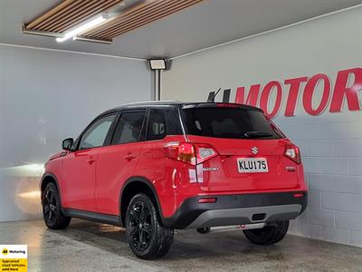 2017 Suzuki Vitara - Thumbnail