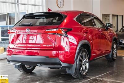 2015 Lexus NX 300h - Thumbnail