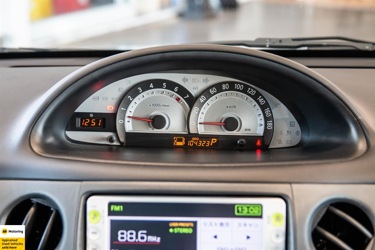 2013 Toyota Sienta