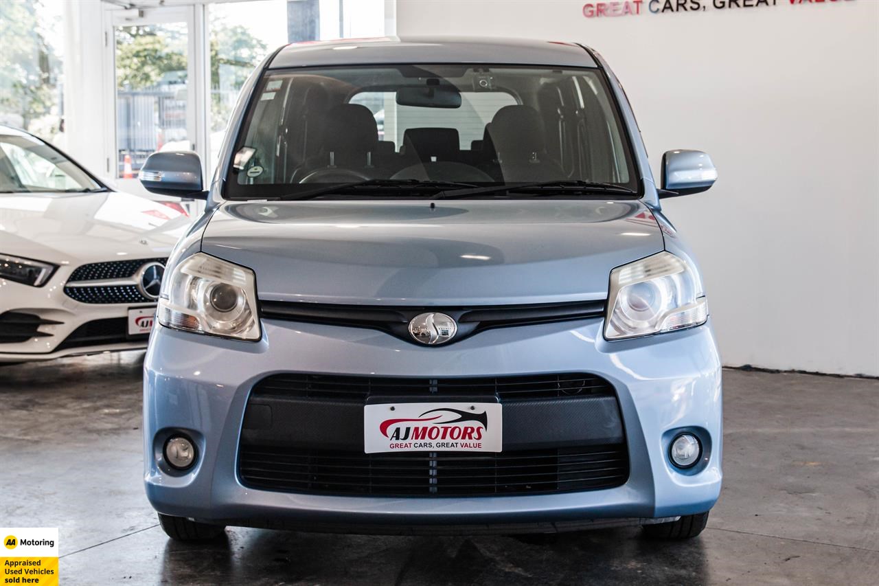 2013 Toyota Sienta