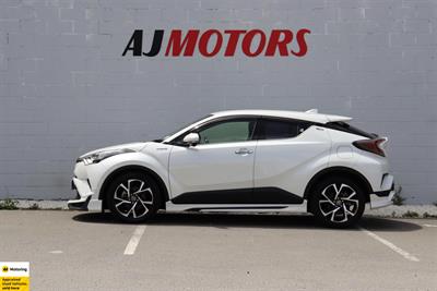 2018 Toyota C-HR - Thumbnail