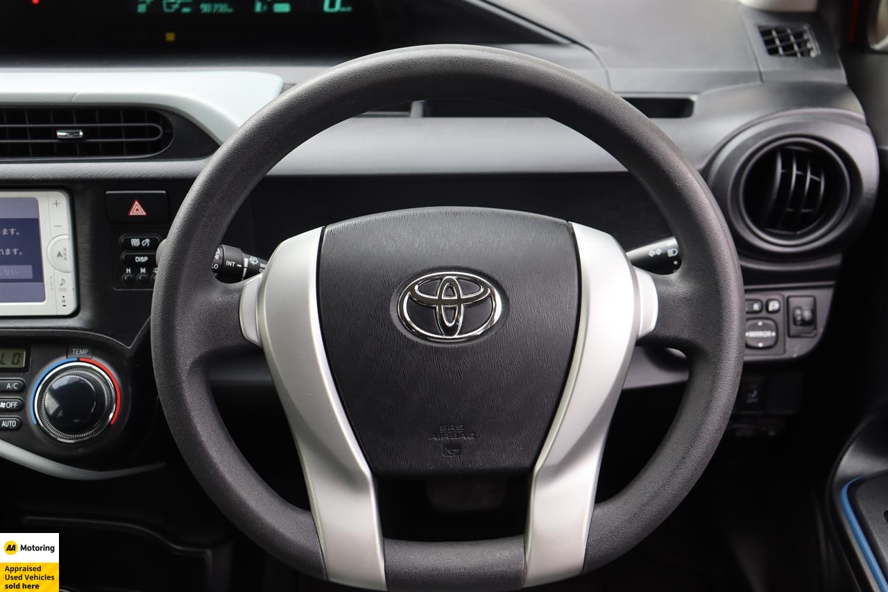 2013 Toyota Aqua