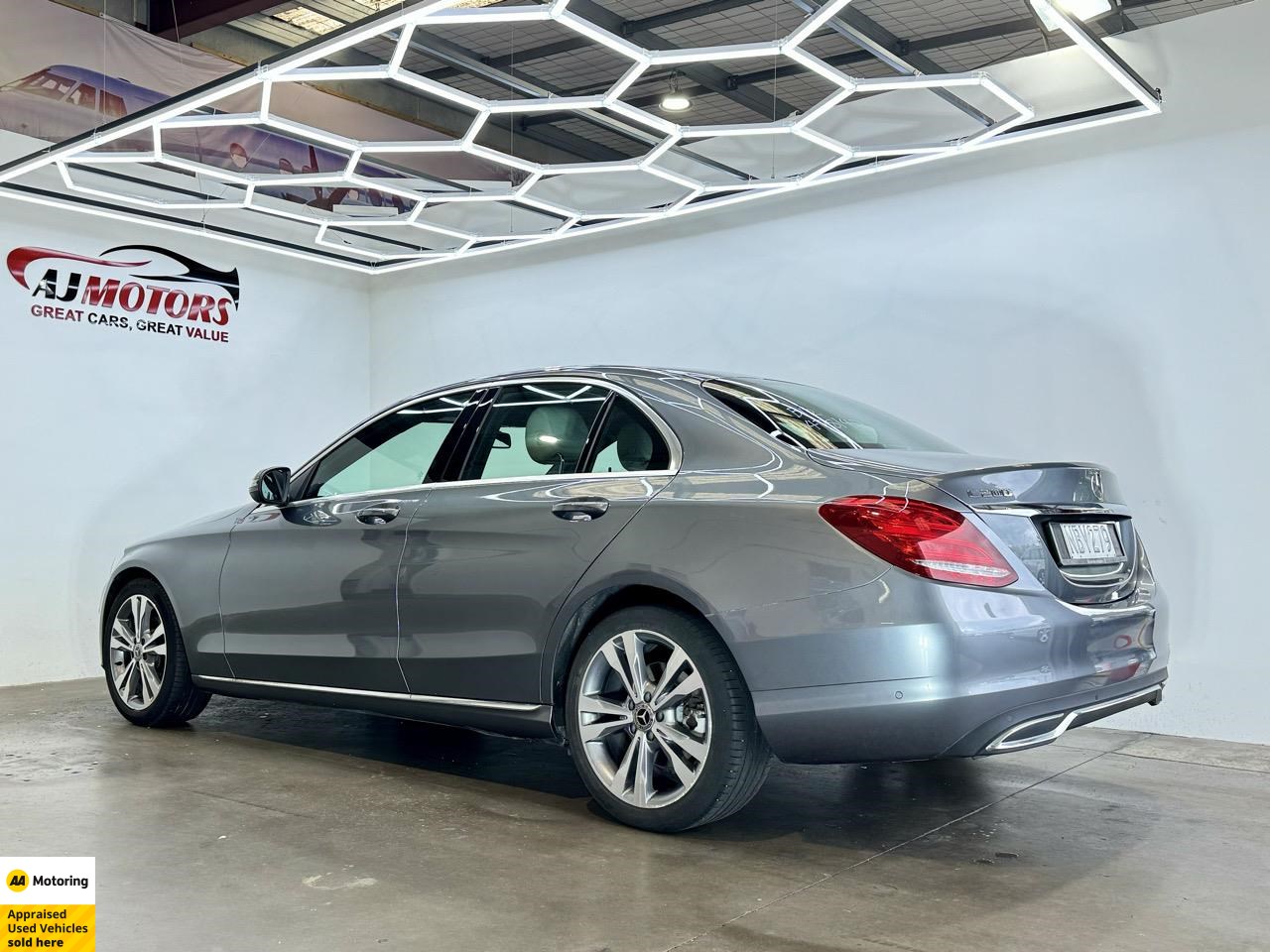 2018 Mercedes-Benz C 200