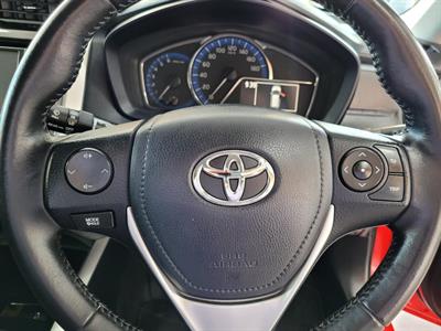 2016 Toyota Corolla - Thumbnail