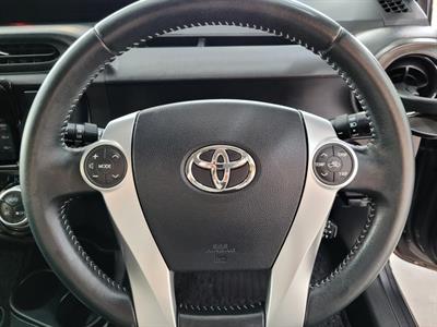 2015 Toyota Aqua - Thumbnail