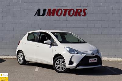 2019 Toyota Yaris - Thumbnail