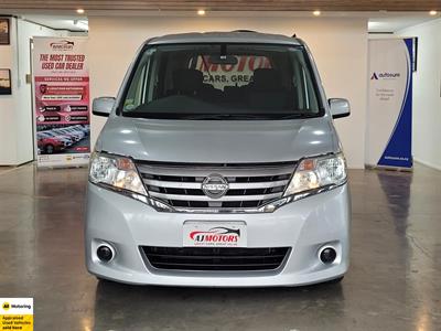 2013 Nissan Serena - Thumbnail