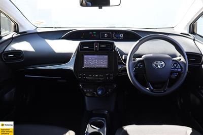 2019 Toyota Prius - Thumbnail