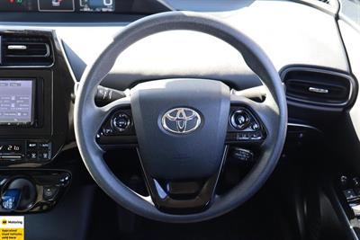 2019 Toyota Prius - Thumbnail