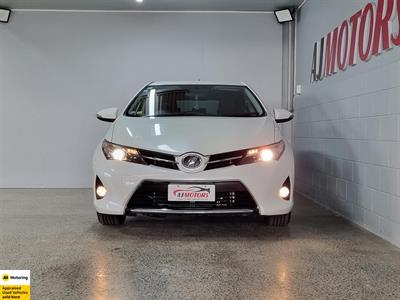 2013 Toyota Auris - Thumbnail