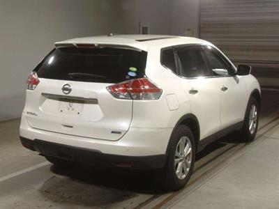 2015 Nissan X-Trail - Thumbnail