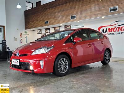 2013 Toyota Prius - Thumbnail