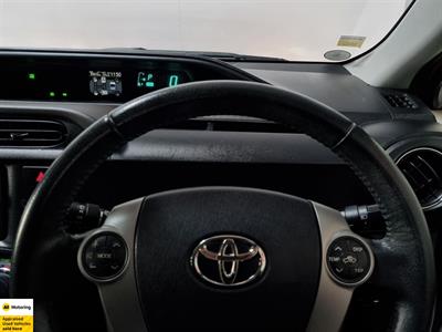 2012 Toyota Aqua - Thumbnail