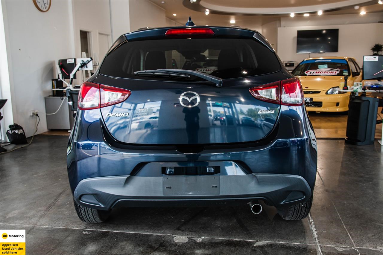 2016 Mazda Demio