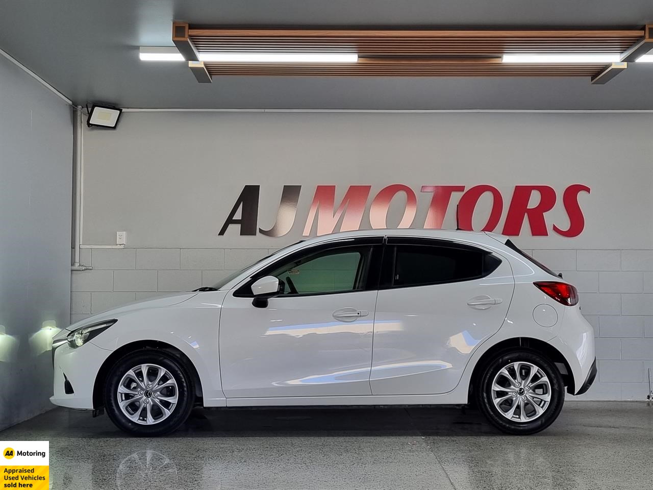 2015 Mazda Demio